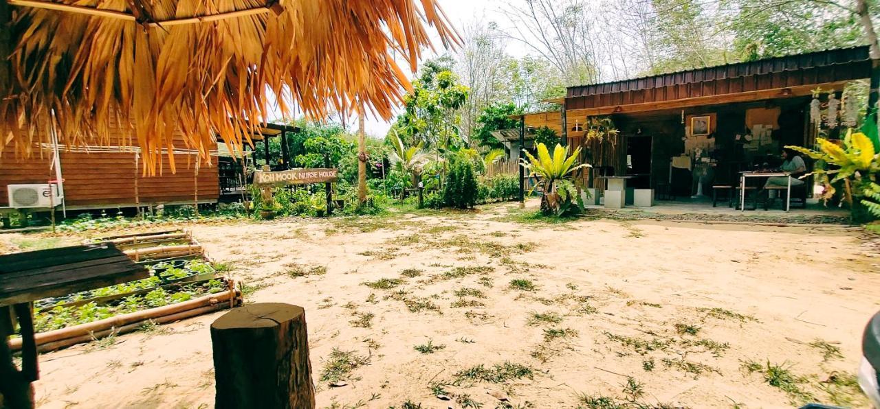 Kohmook Nurse House 2* Ko Muk