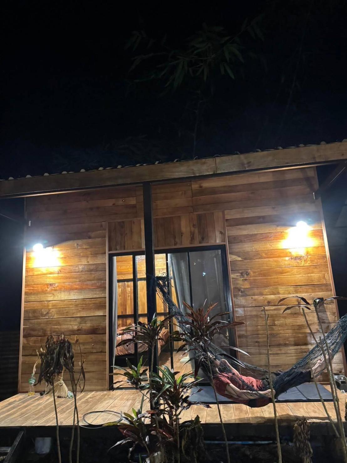 Station touristique Kohmook Nurse House Ko Muk